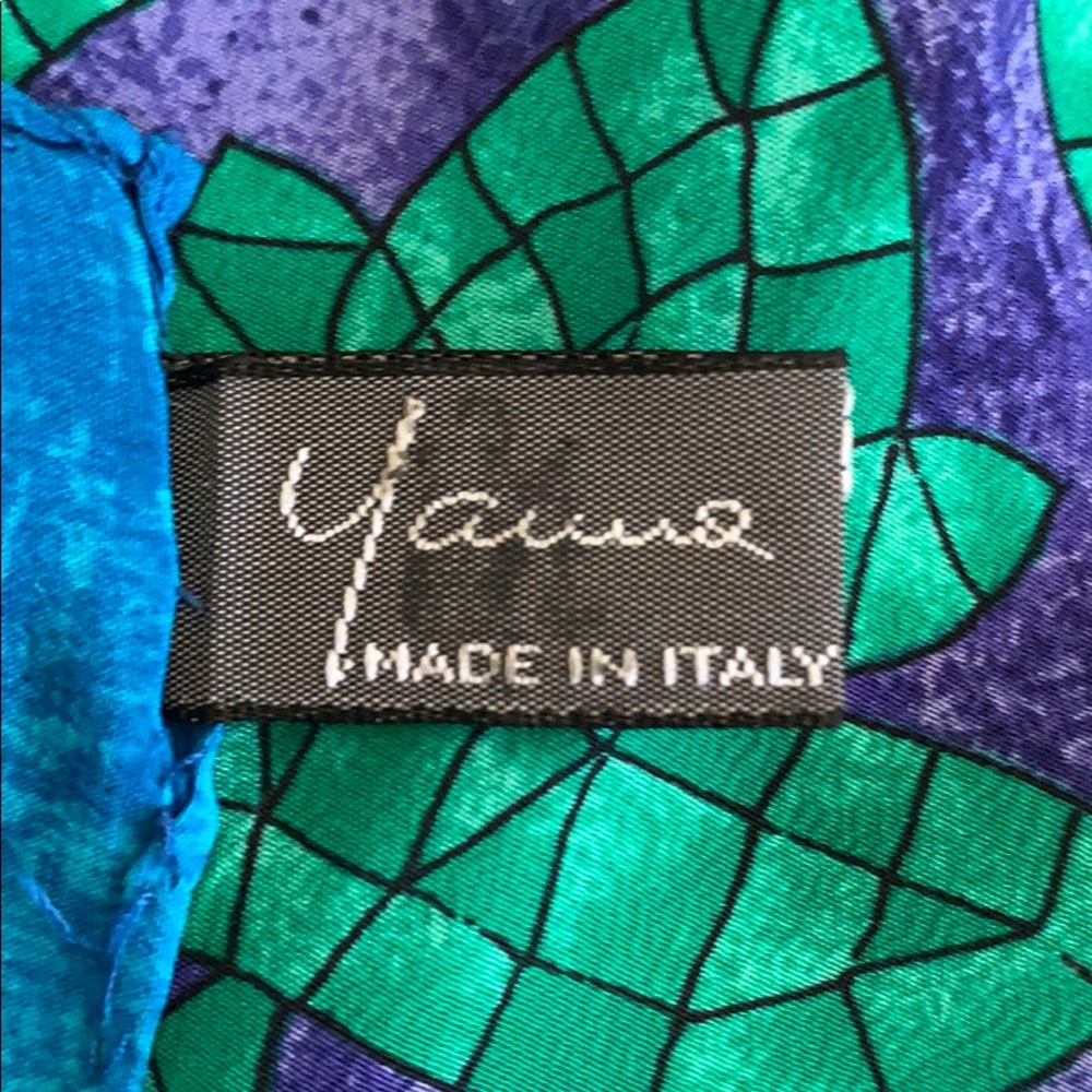 Signed silk Italian SCARF - Picture 3 of 14